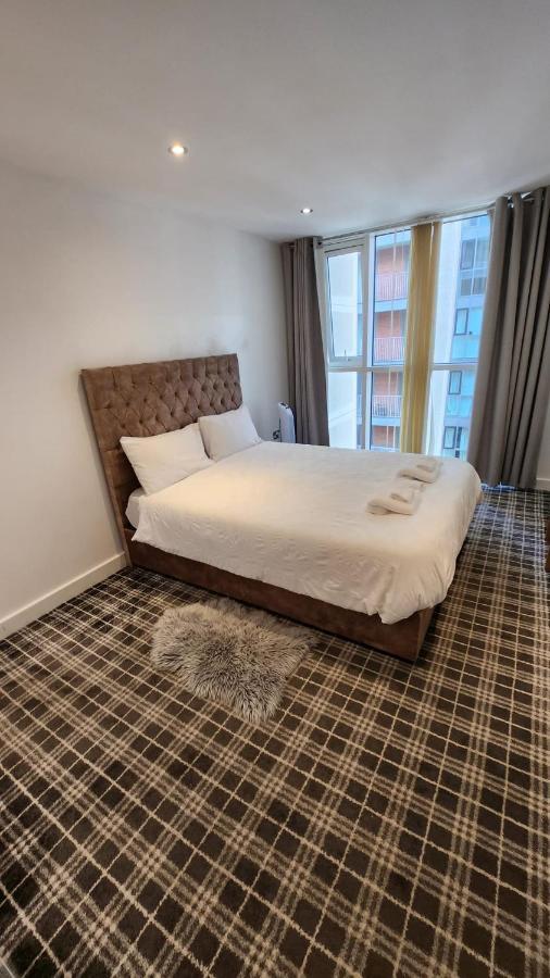 Luxury 2 Bed Apartment Excel London Exteriör bild