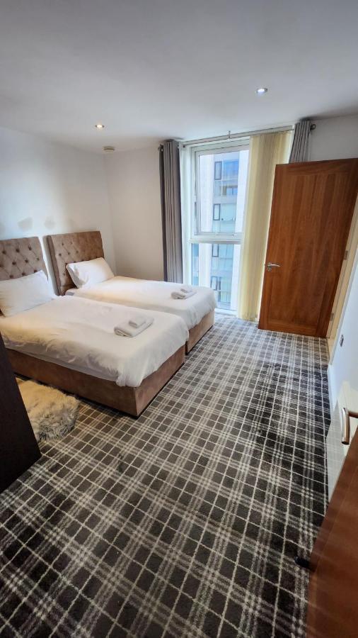 Luxury 2 Bed Apartment Excel London Exteriör bild