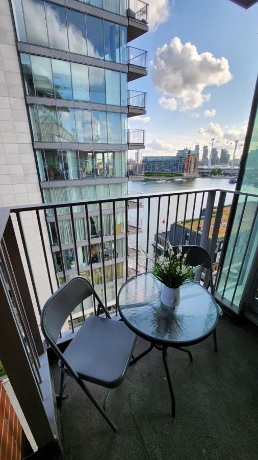 Luxury 2 Bed Apartment Excel London Exteriör bild