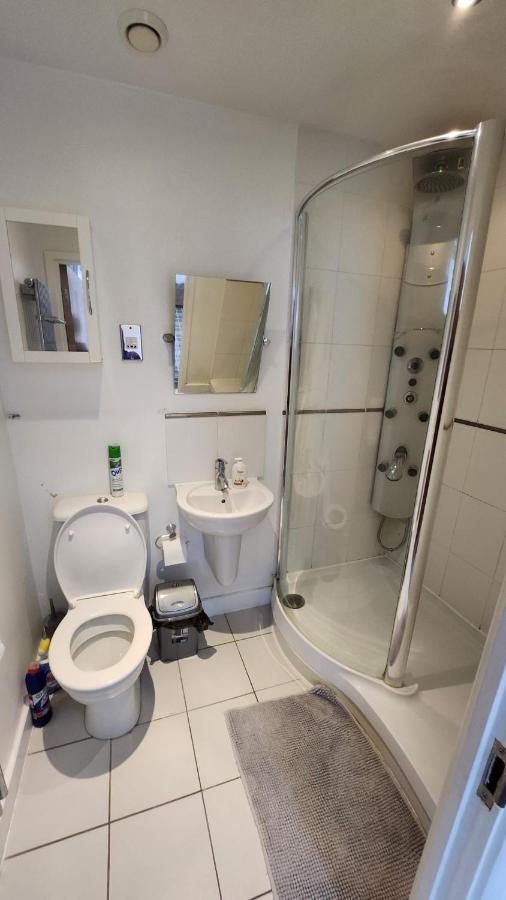 Luxury 2 Bed Apartment Excel London Exteriör bild
